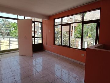VENDO EXCELENTE CASA