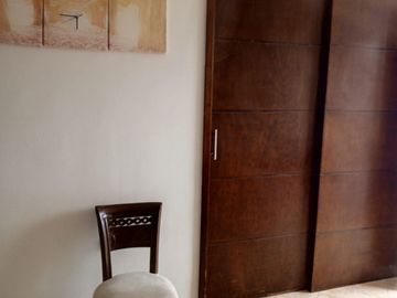 SE VENDE CASA MULTIFAMILIAR EN EL BARRIO EL DESCANSO