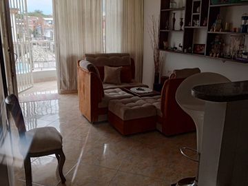 SE VENDE CASA MULTIFAMILIAR EN EL BARRIO EL DESCANSO