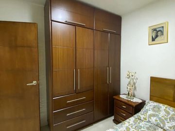 SE VENDE CASA MULTIFAMILIAR EN EL BARRIO EL DESCANSO