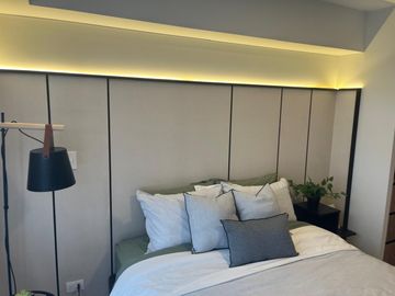 VENDO BONITO DPTO DE ESTRENO EN MIRAFLORES CON AREA SOCIAL TERRAZA, PARRILLAS, PISCINA, BAR, SALA DE NIÑOS