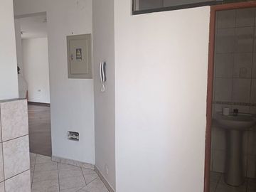 ALQUILO OFICINA LA MOLINA