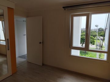 ¡Departamento En Venta En San Miguel! 🌿✨ Frente Al Parque