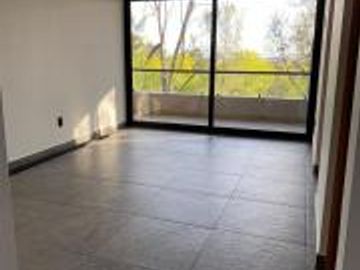 VENTA CASA EN LOMAS DE JURIQUILLA CON RECAMARA EN PB