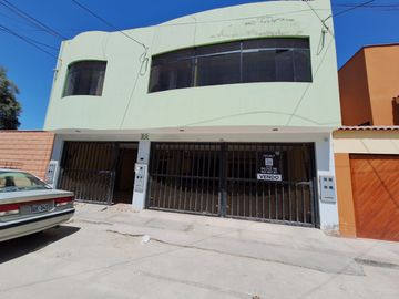 VENTA DE CASA EN URBANIZACION SAN PEDRO