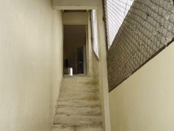 Vendo Departamento Av. Urdesa centra   1piso alto