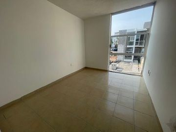 CASA EN VENTA EN EMILIANO ZAPATA CON ALBERCA