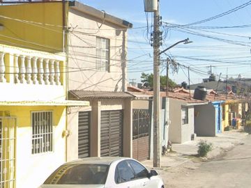 BONITA CASA EN PRADERAS DE CASAS NUEVAS MONCLOVA COAHUILA