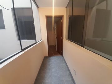 Departamento En Venta Espacioso Y Luminoso En Los Fresnos - La Molina