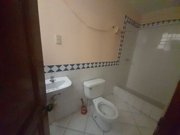 Departamento En Venta Espacioso Y Luminoso En Los Fresnos - La Molina