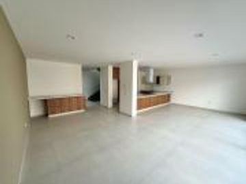 Casa  Nueva en  Venta con 4 Recamaras / 1 Recamara PB en Lomas de Juriquilla