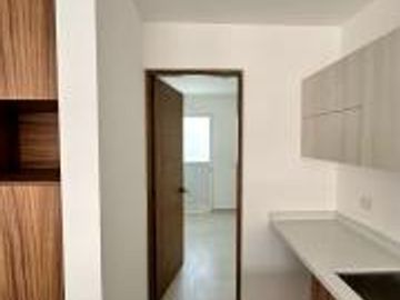 Casa  Nueva en  Venta con 4 Recamaras / 1 Recamara PB en Lomas de Juriquilla