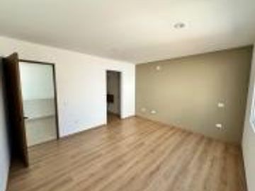 Casa  Nueva en  Venta con 4 Recamaras / 1 Recamara PB en Lomas de Juriquilla