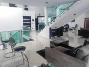 Venta de Casa en  Milenio III con Vista Panorámica
