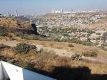 Venta de Casa en  Milenio III con Vista Panorámica