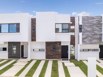 CASA CON JARDIN EN RESIDENCIAL PRIVADO EN CANCUN