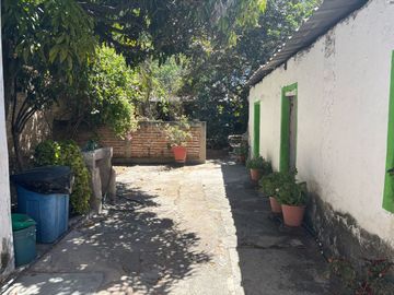 CASA EN QUINTA VELARDE, GUADALAJARA, A UNAS CUADRAS DE FORUM
