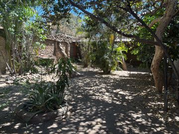 CASA EN QUINTA VELARDE, GUADALAJARA, A UNAS CUADRAS DE FORUM