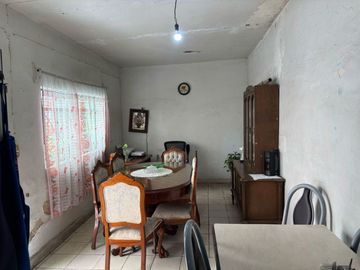 CASA EN QUINTA VELARDE, GUADALAJARA, A UNAS CUADRAS DE FORUM
