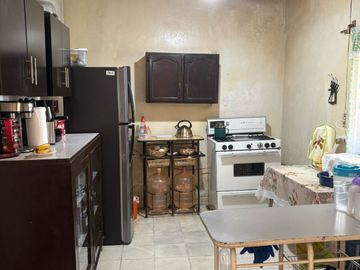 CASA EN QUINTA VELARDE, GUADALAJARA, A UNAS CUADRAS DE FORUM