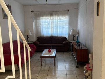 CASA EN QUINTA VELARDE, GUADALAJARA, A UNAS CUADRAS DE FORUM