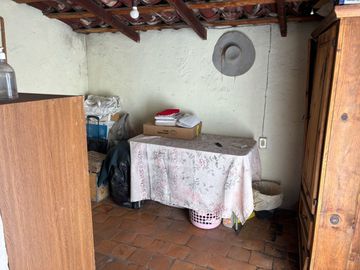 CASA EN QUINTA VELARDE, GUADALAJARA, A UNAS CUADRAS DE FORUM