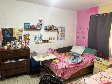 CASA EN QUINTA VELARDE, GUADALAJARA, A UNAS CUADRAS DE FORUM