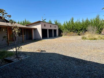 PARCELA Y CASA LIQUIDA BANCO EN CAMINO LAS FLORES EN MELIPILLA