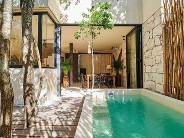 CASA CON JARDIN Y ALBERCA EN VENTA EN TULUM