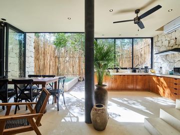 CASA CON JARDIN Y ALBERCA EN VENTA EN TULUM
