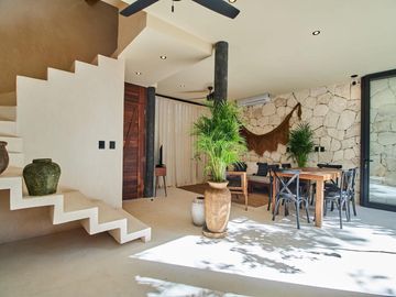 CASA CON JARDIN Y ALBERCA EN VENTA EN TULUM