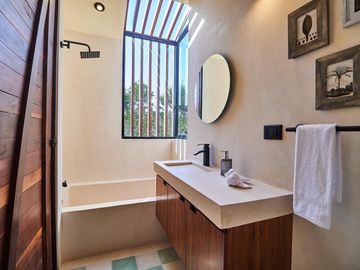 CASA CON JARDIN Y ALBERCA EN VENTA EN TULUM