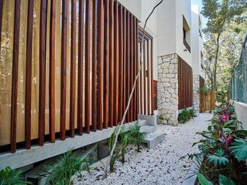 CASA CON JARDIN Y ALBERCA EN VENTA EN TULUM