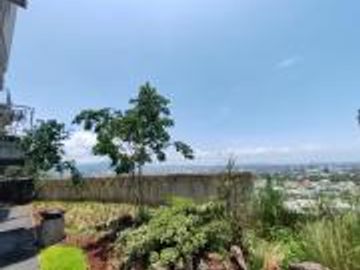 Departamento en Venta e n Loma Dorada