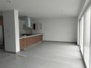 Casa Nueva en Venta en Lomas de Juriquilla Roof Garden/4 Recamaras/1 Recamara PB