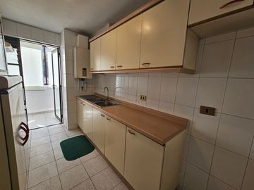 DEPARTAMENTO EN CALLE TRASLAVIÑA, A POCAS CUADRAS DE ALVAREZ
