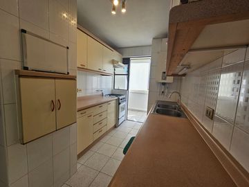 DEPARTAMENTO EN CALLE TRASLAVIÑA, A POCAS CUADRAS DE ALVAREZ