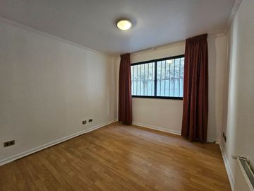 DEPARTAMENTO EN CALLE TRASLAVIÑA, A POCAS CUADRAS DE ALVAREZ
