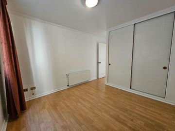 DEPARTAMENTO EN CALLE TRASLAVIÑA, A POCAS CUADRAS DE ALVAREZ