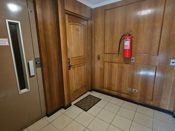 DEPARTAMENTO EN CALLE TRASLAVIÑA, A POCAS CUADRAS DE ALVAREZ