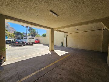 DEPARTAMENTO EN CALLE TRASLAVIÑA, A POCAS CUADRAS DE ALVAREZ