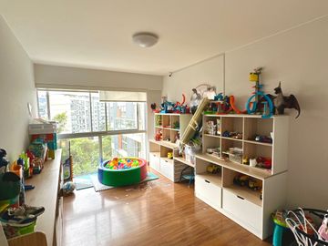 VENTA DEPARTAMENTO VISTA A PARQUE 3 DORMITORIOS | 2 COCHERAS | DEPÓSITO | AREA DE SERVICIO