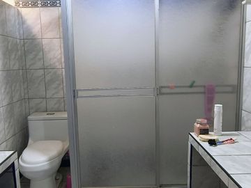 SE ALQUILA AMPLIA CASA EN MANUEL ARÉVALO (ALORA)