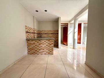 Vendo Edificio Cerca Al Mall Aventura Santa Anita