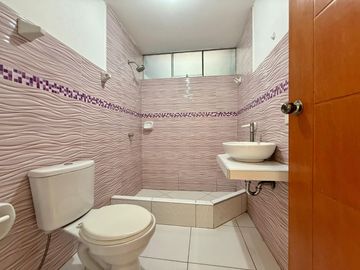 Vendo Edificio Cerca Al Mall Aventura Santa Anita
