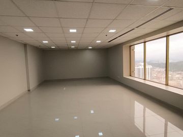 Oficina en alquiler en edificio la provisora