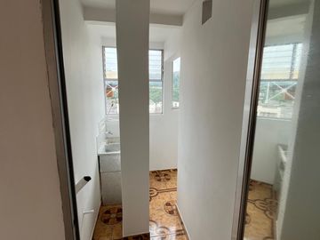 VENTA APARTAMENTO A POCOS PASOS DEL PARQUE DE VILLAMARIA, CALDAS