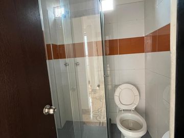 VENTA APARTAMENTO A POCOS PASOS DEL PARQUE DE VILLAMARIA, CALDAS