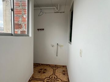 VENTA APARTAMENTO A POCOS PASOS DEL PARQUE DE VILLAMARIA, CALDAS