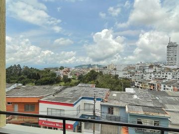 Arriendo apartamento cerca del Triangulo